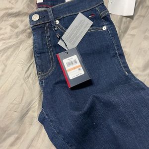 NWT Tommy Hilfiger jeans sz 2